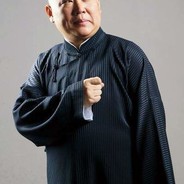 唱戏说书的郭德纲