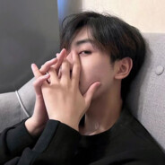 熊猫哥刚才外面人多