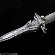 阿炳下棋不看拍牌