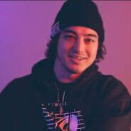 我现在肯玩得很