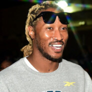 MI A MANÓ WHAT'S GOING ON HERE