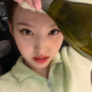 笨蛋总是先掉眼泪