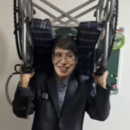 神秘轮椅男或斤