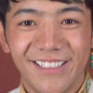 维新派の理塘最強丁真