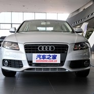 Audi A4L  霍希