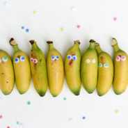 Включи big banana. Сестра банана. The big Banana and the little Banana. Раскраска фото блоггеров Бананас. The big Banana and the little Banana текст перевод 3 класс 2 часть.