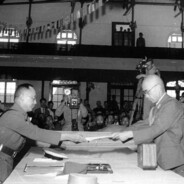 谁黑皮谁肘击谁在连累直升机