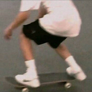 三无将军重度依赖❤.