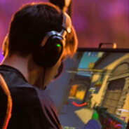 八块腹肌的卡卡修