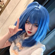 八 奈 見 杏 菜