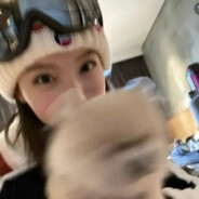 喜欢往菜里吐口水