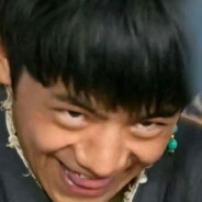 天晴打伞因为避阳