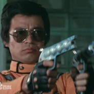 啊！混蛋被他击中了！跳伞！