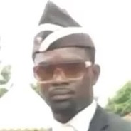 追着光影奔跑的涛