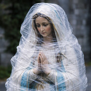 LA MADONNA INCELLOFANATA