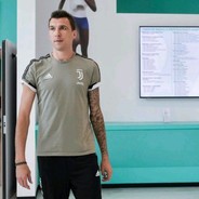 MANDZUKIC17