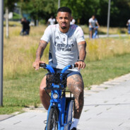 Słuchaj Beverley sprawa jest