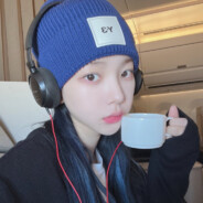 柳智敏在逃女友