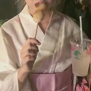 能扑向你却不能抱住你