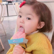 墙角蹲个小可爱