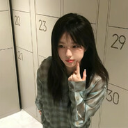 微风拂过她的脸颊