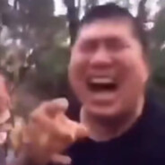 干拉然后玩手机