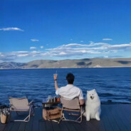 在基辅撸串的兔狲