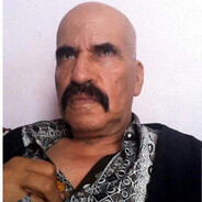 GERGİN GÖRÜNÜŞLÜ ADAM