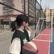 常听影子提起她