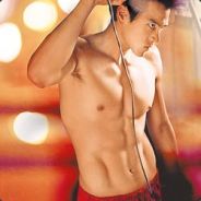 卖萌肌肉男丶