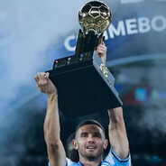 Adrián Martínez