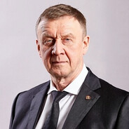 Александр Викторович