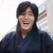 在你家窗帘后面