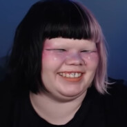 Huumorihuiskaus : Oona