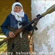 mamaie cu kalashnikov