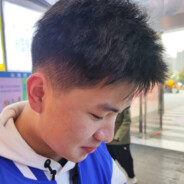 老爷爷我来踩背来咯