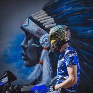 豪豪会捡地上的小电吃