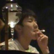 王源爱抽丁真棒肉大