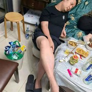 俏丽哥打松儿