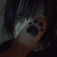 >.< nyaaa
