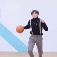 人帅J8大声音好听还温柔