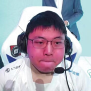 外場最速伝説と飛翔の雄鷹 髮型監一郎です