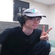 <3