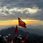 剑光横雪玉龙寒