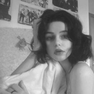 温顺的碍事梨吃里昂