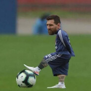 футболист №1 - steam id 76561199695592564