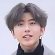 小黑子露出鸡脚了吧