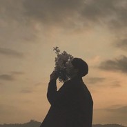 晚风微扬时勿忘回家。