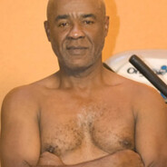 Pedrin caçador de coroa