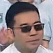 杨冰